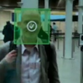 英ロンドン駅に、世界で初めて「顔認証セキュリティゲート」が導入された模様