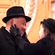 アメリカへの観光訪問者数の激減の度合いを示すグラフ